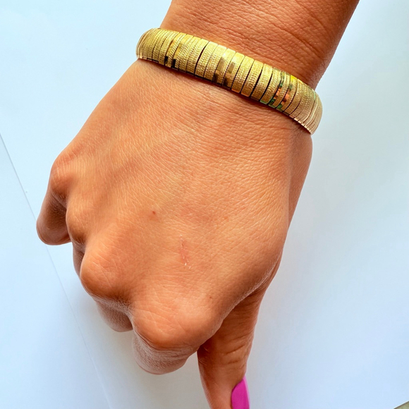 Estate 14K Solid Yellow Gold 10.5mm Rounded Omega Link Bracelet Italy Vintage - Picture 10 of 12